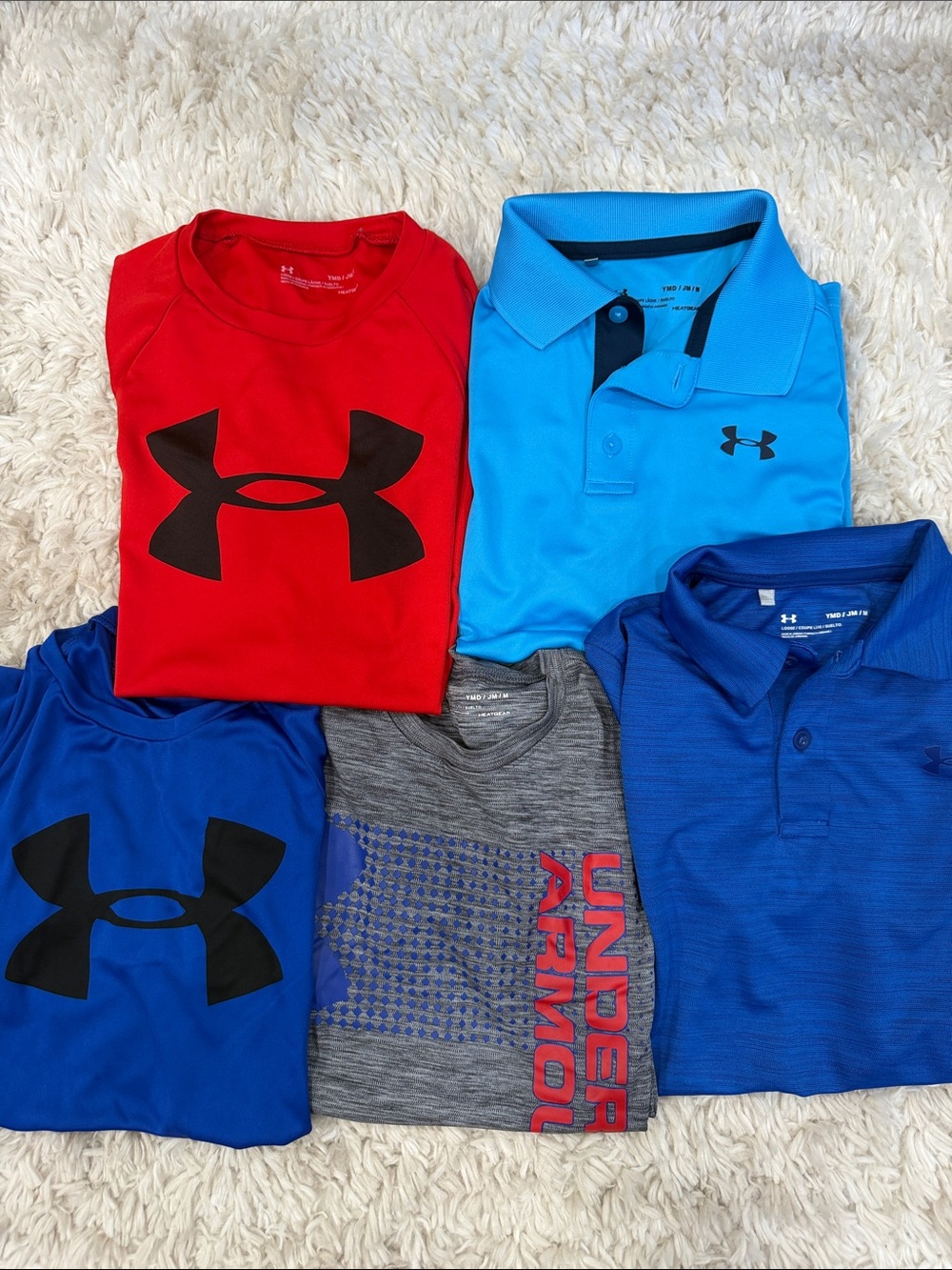 LOT Under Armour Boys Youth Medium Shirt 5 Pieces Polos HeatGear